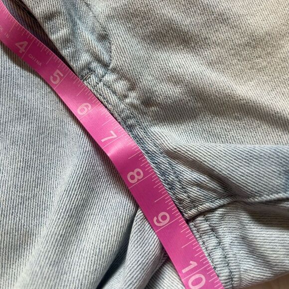 Blank NYC Blue Jean Shorts Distressed Cut-Off Hem Sz 27 - Picture 10 of 10